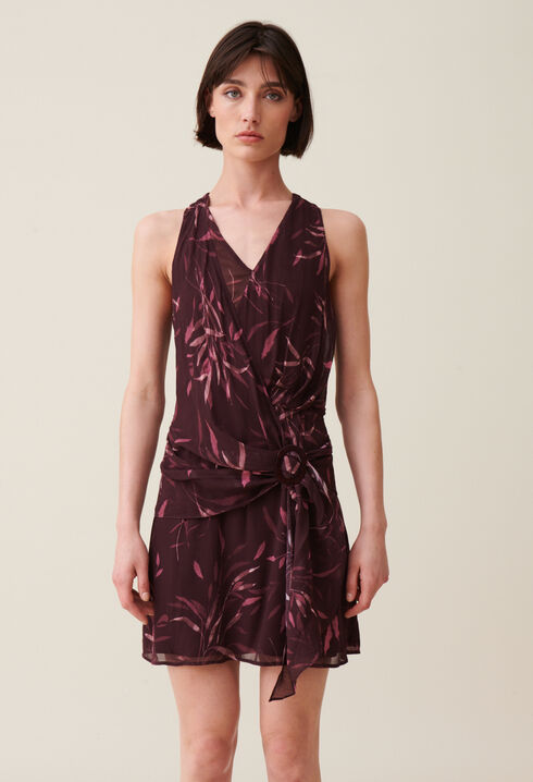 Robe courte fluide sans manches