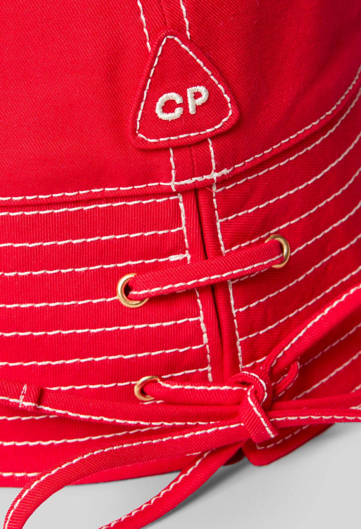 Bob contrast stitching