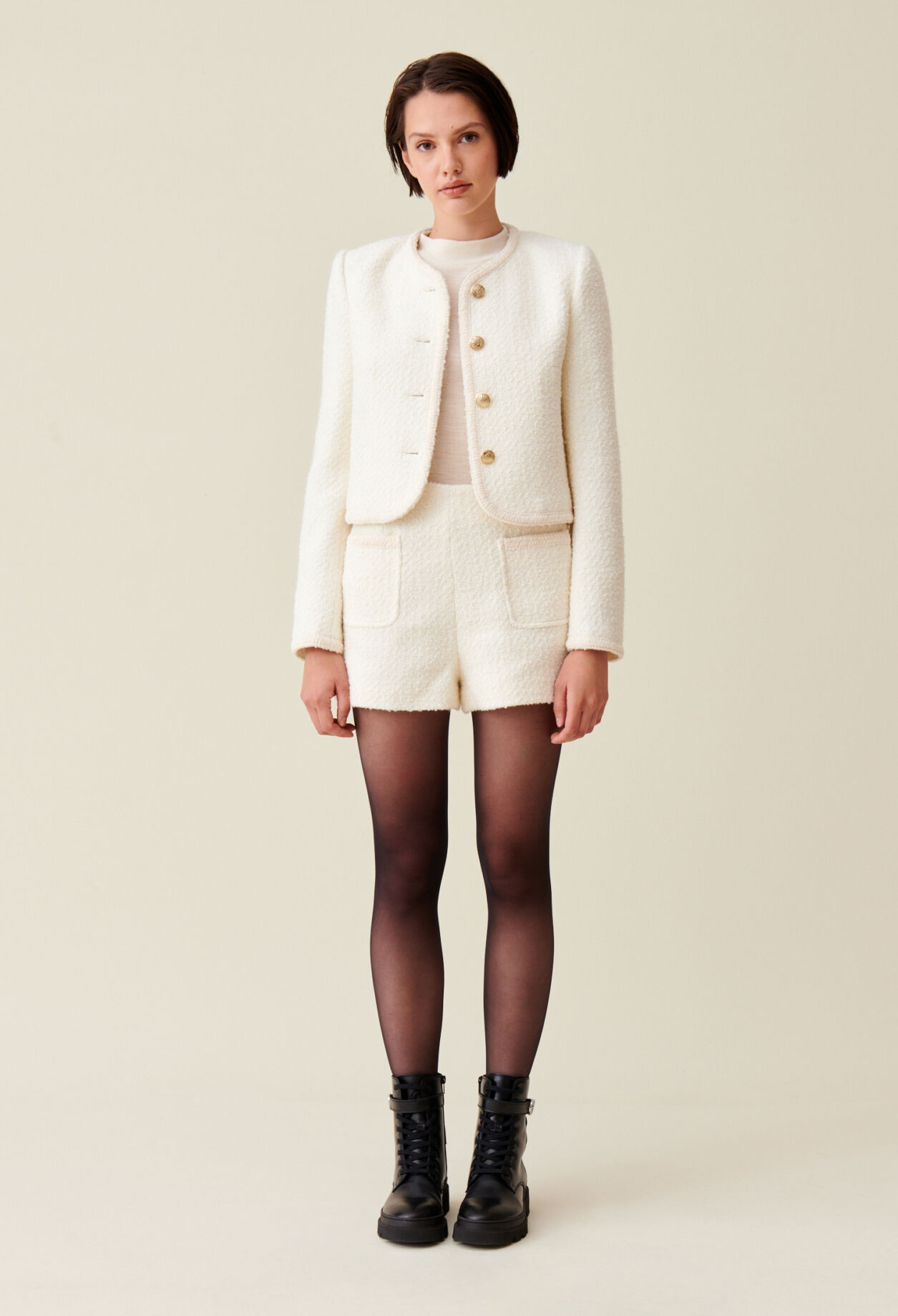 Short ivory tweed jacket 