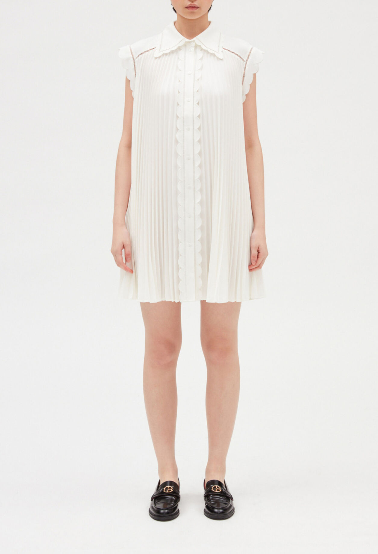 Short pleated dress