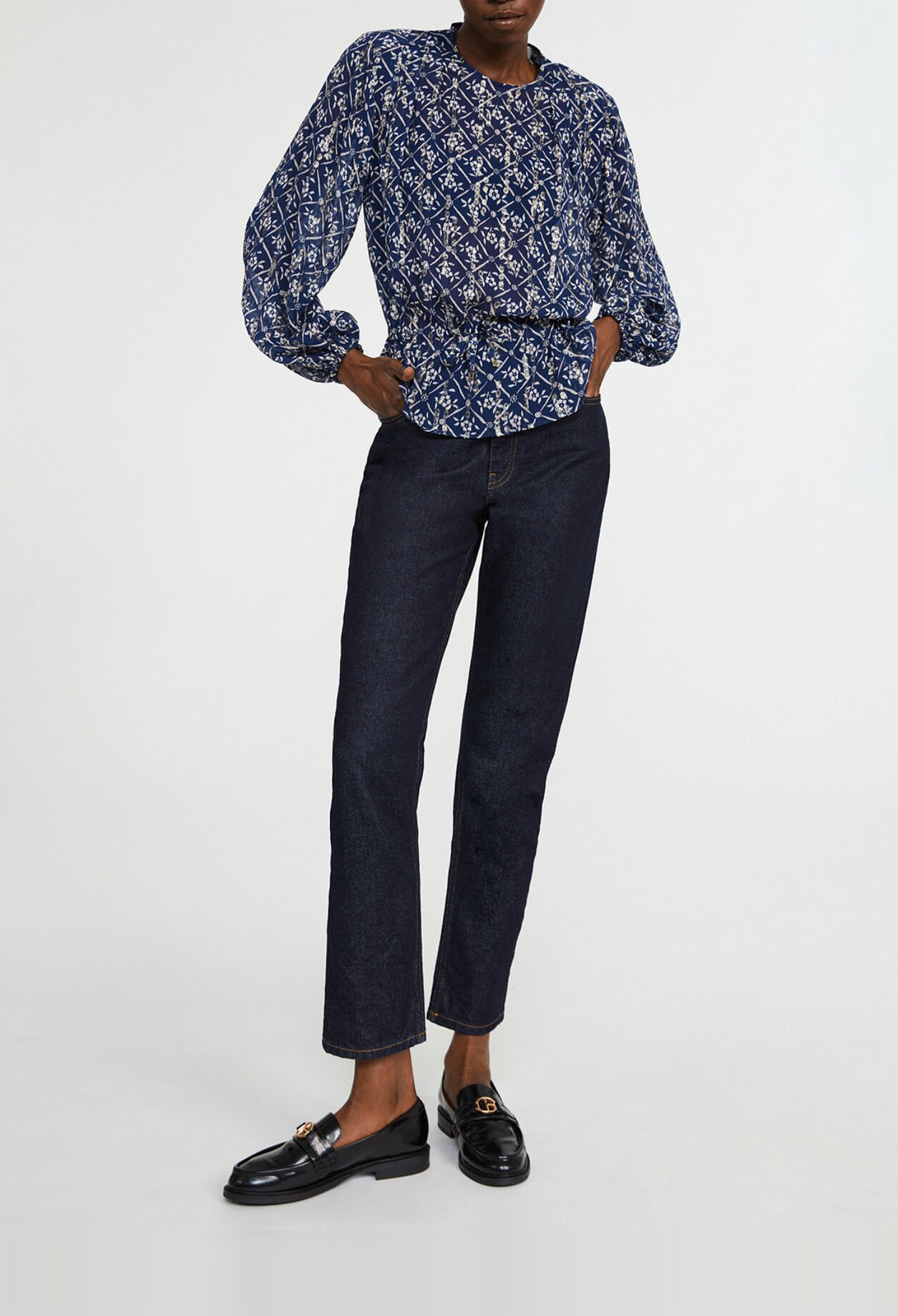 Blouse à motifs fleuris