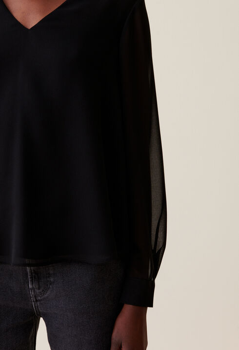 Flowy V-neck blouse