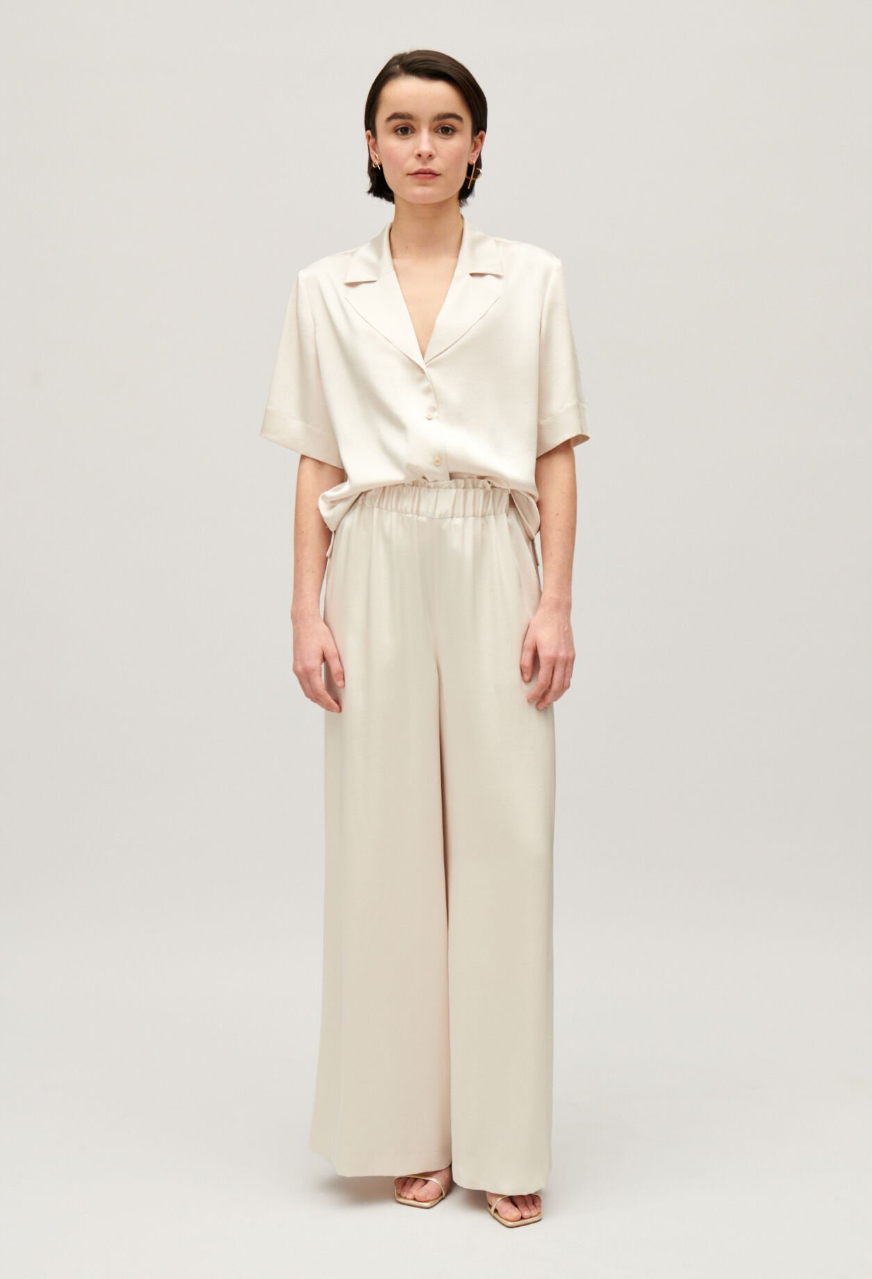 Floaty short-sleeved shirt