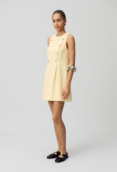 Robe courte ajustée