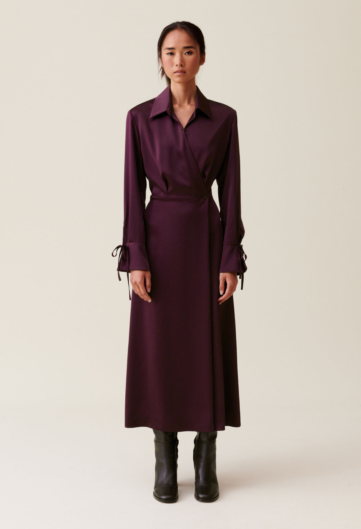 Robe longue fluide croisée bordeaux