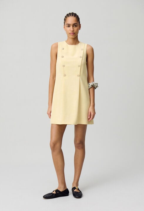 Robe courte ajustée
