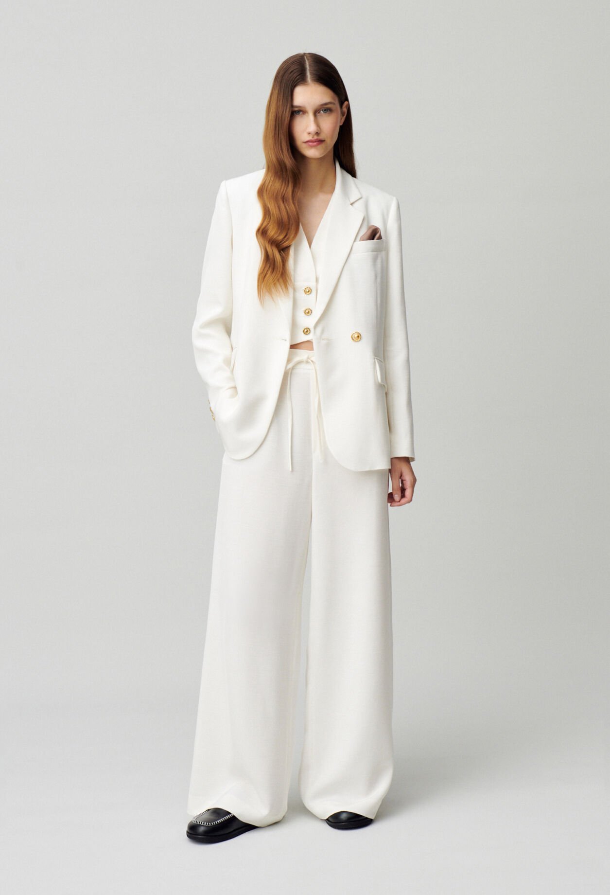 Buttoned blazer
