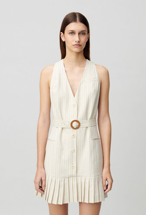 Robe courte cintrée plissée
