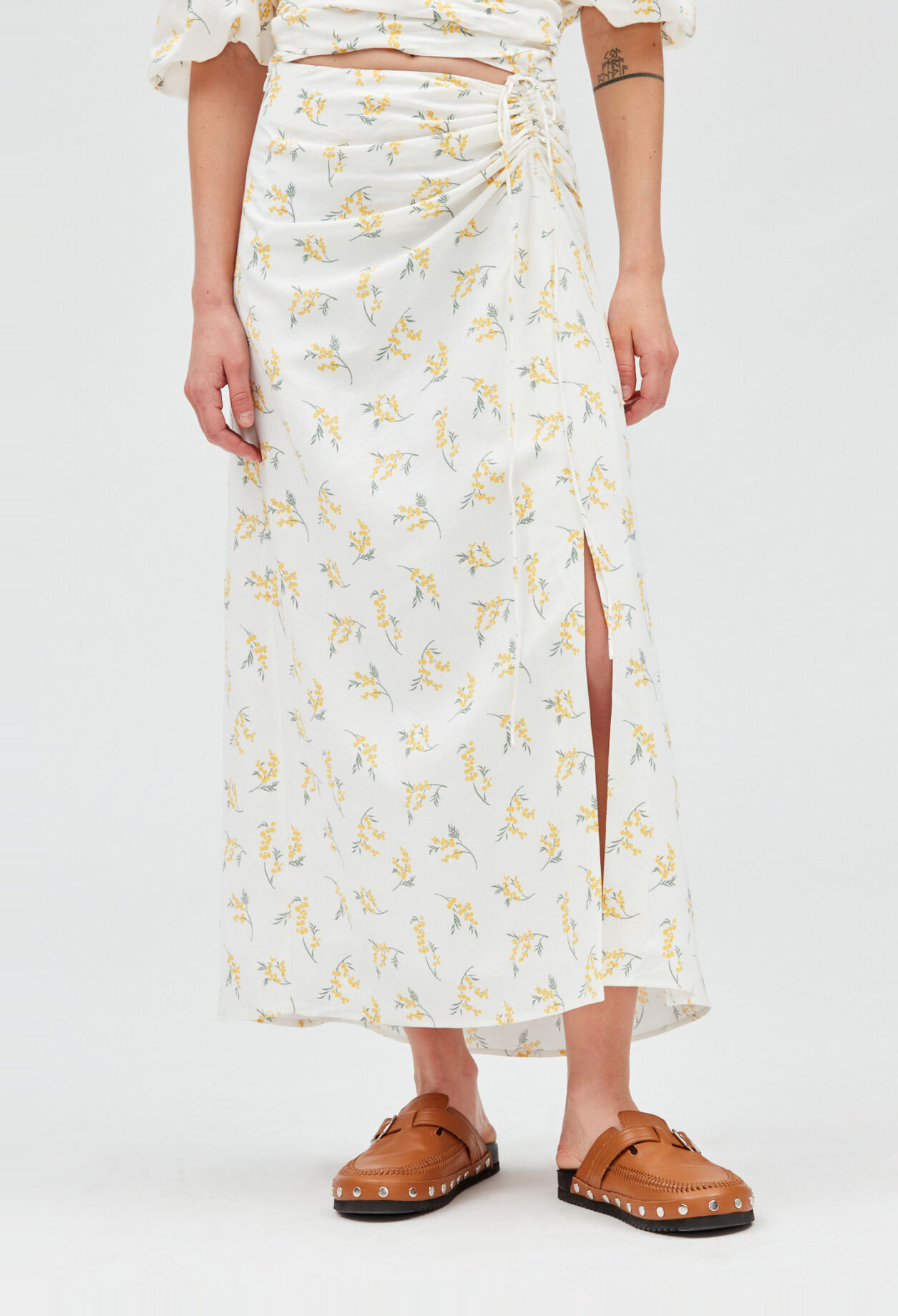 Jupe midi fendue mimosa