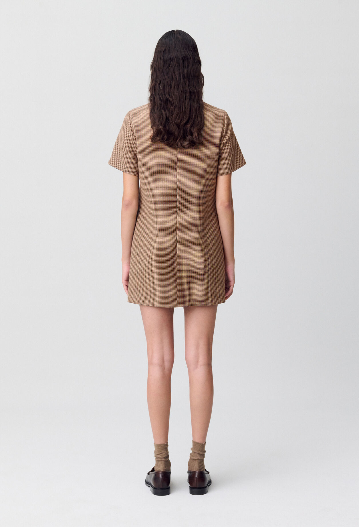 Robe droite avec cuir