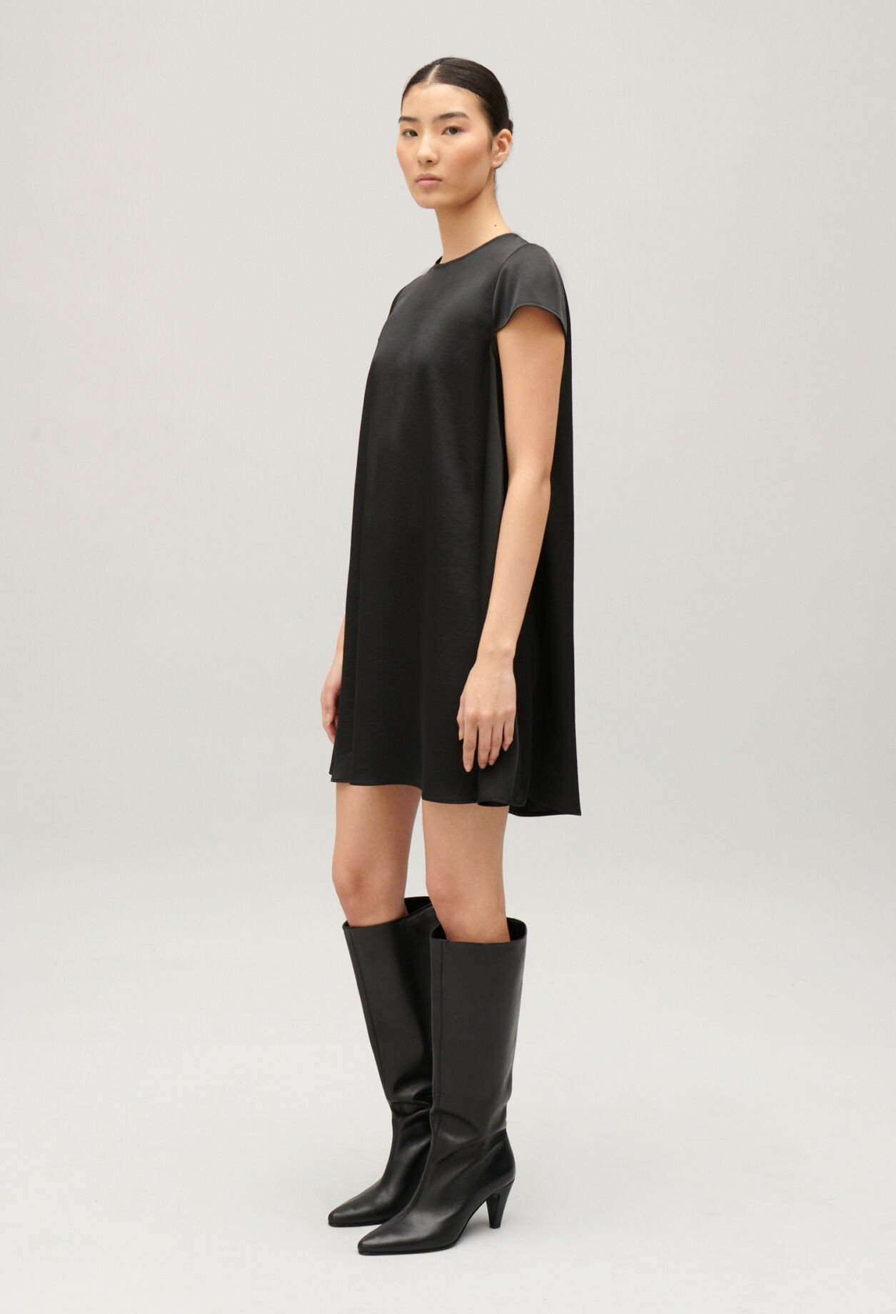 Robe courte babydoll fluide