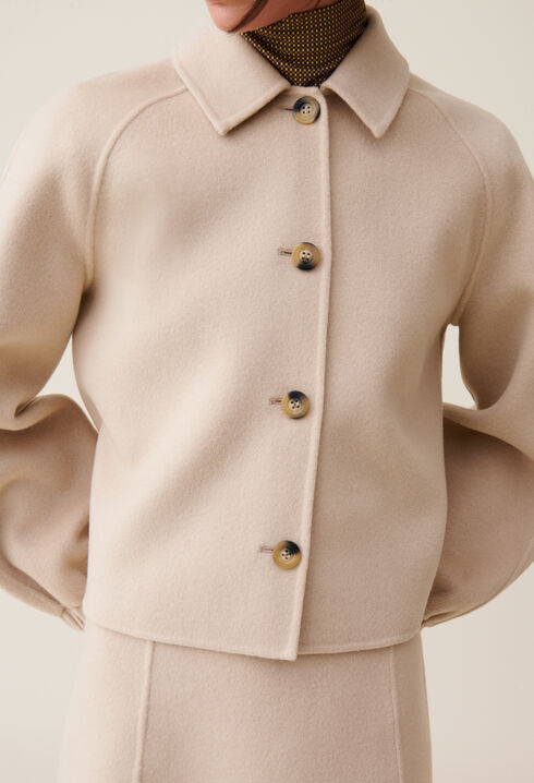 Short Shirt Collar Jacket