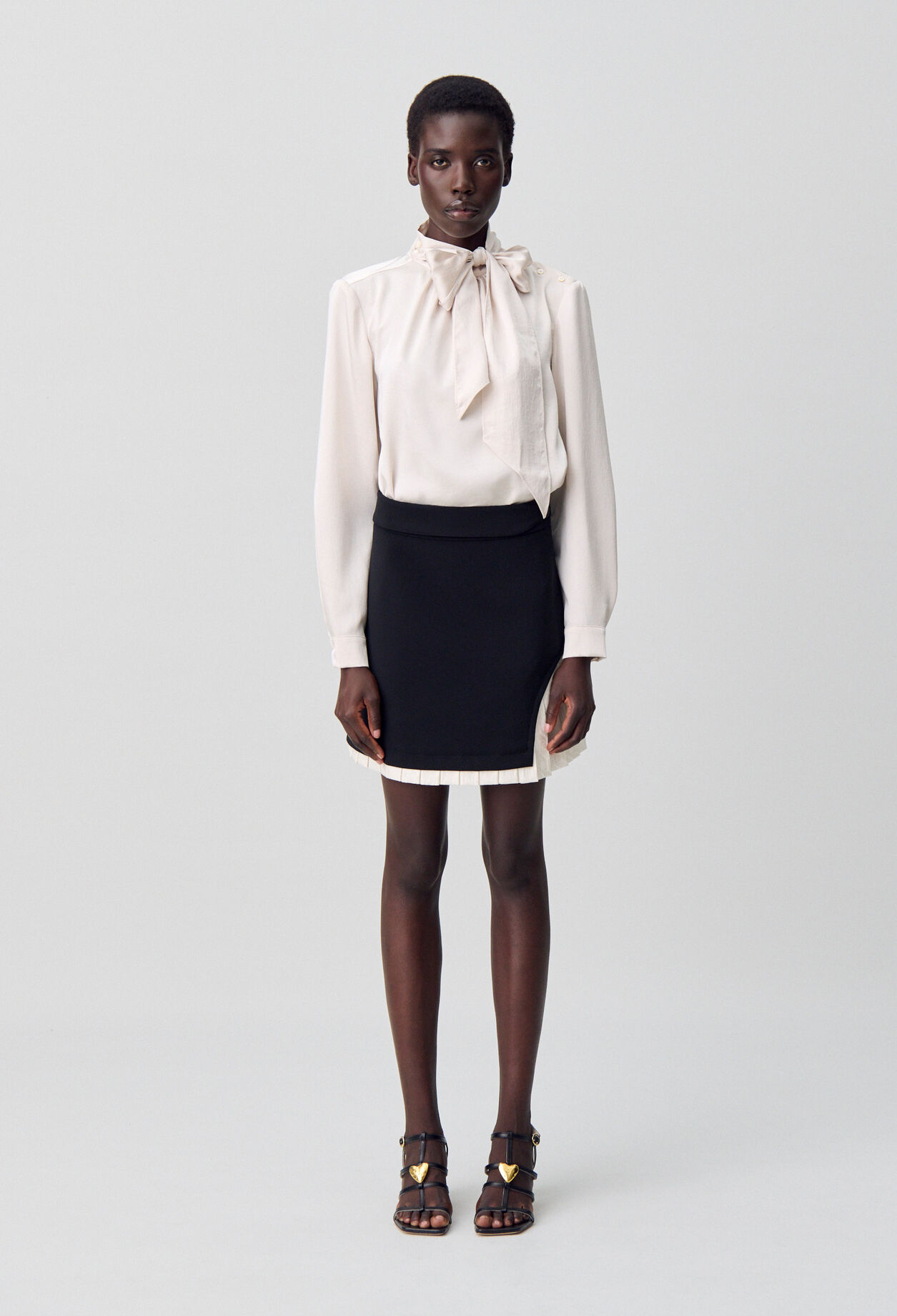 Blouse fluide col lavallière