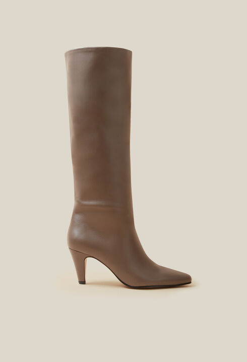 Leather heeled boots