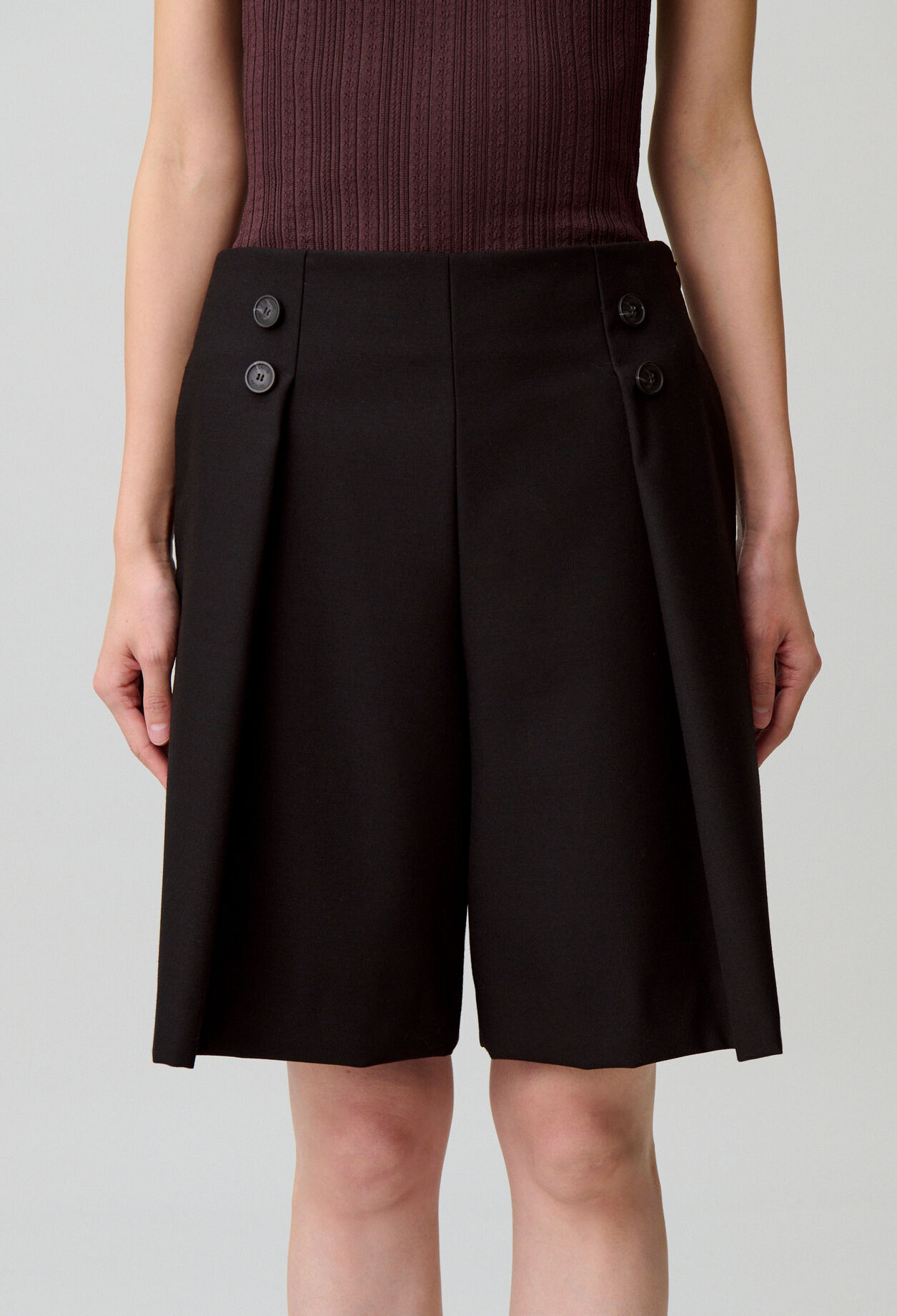 Tailored wool-blend Bermuda shorts