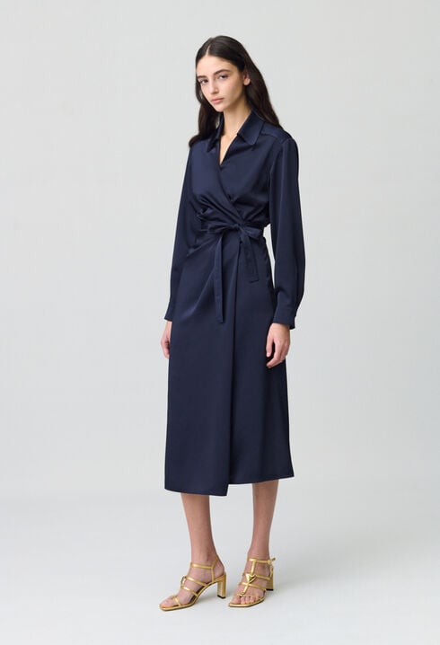 Robe satinée mi-longue portefeuille