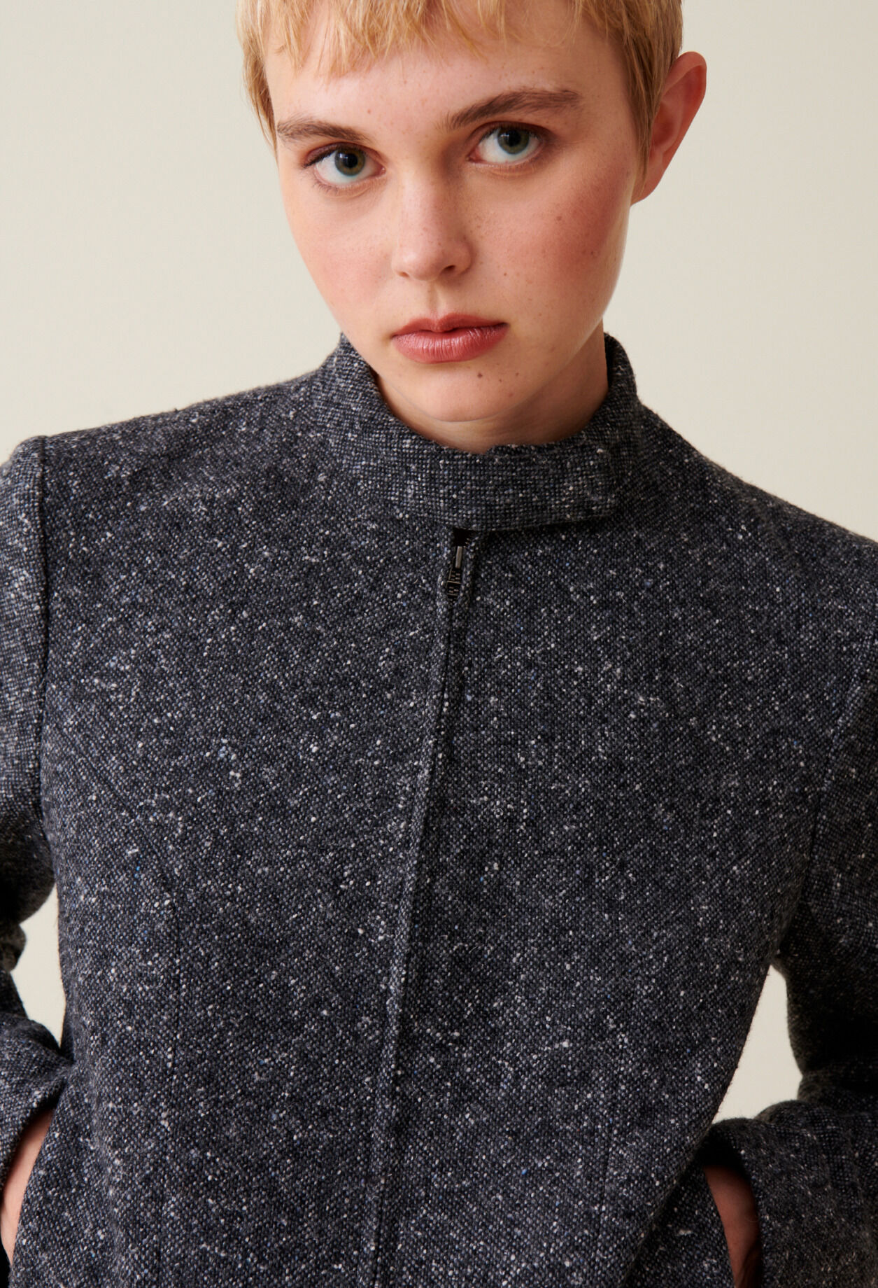 Veste courte laine mélangée grise