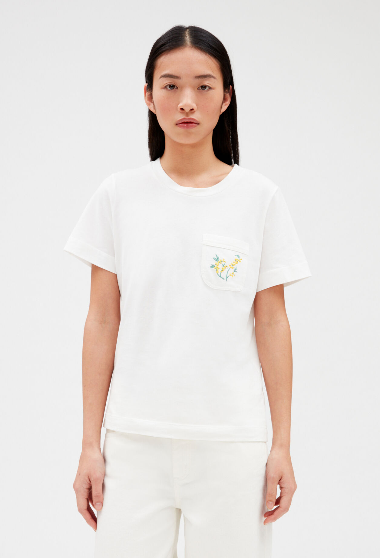 T-shirt poche brodée blanc
