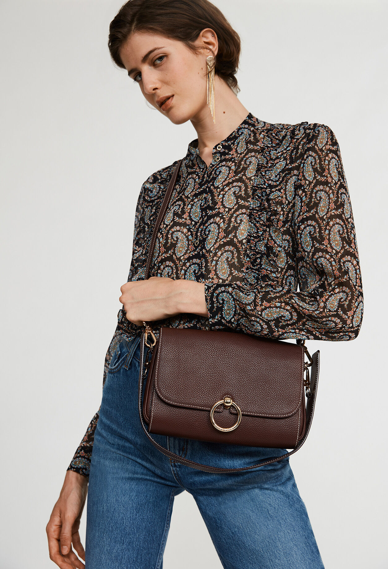 Leather burgundy shoulder bag