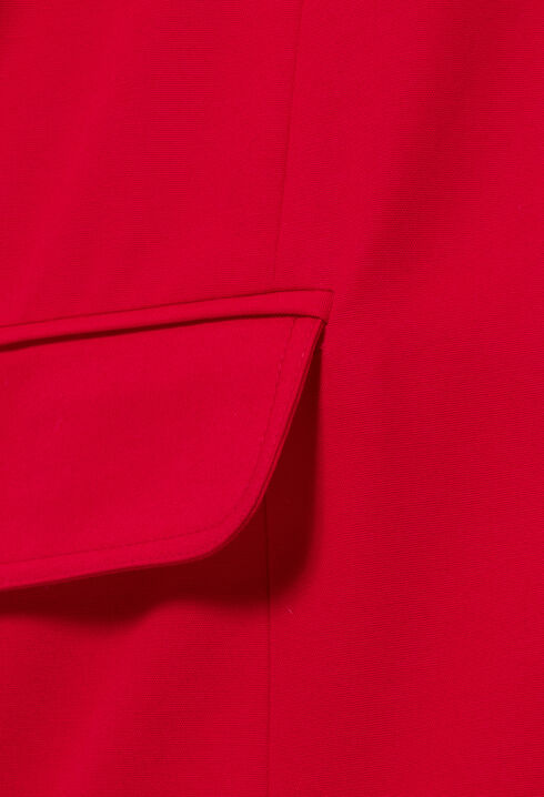 Robe courte cintrée