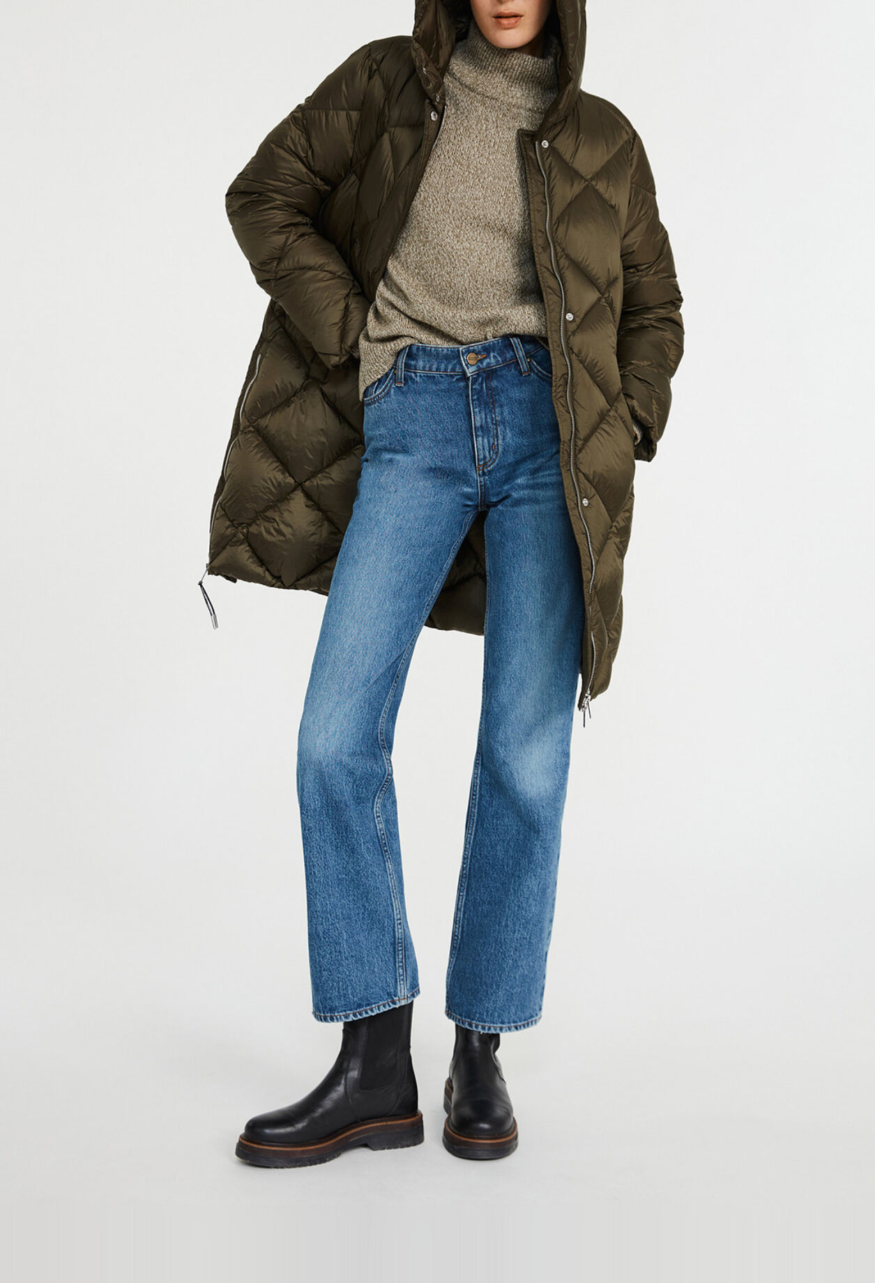 Long jacket made from recycled polyester