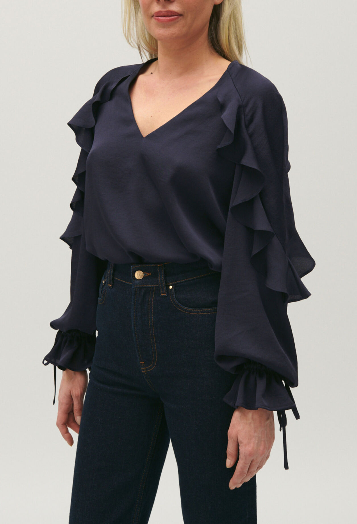 Blouse volants bleu marine