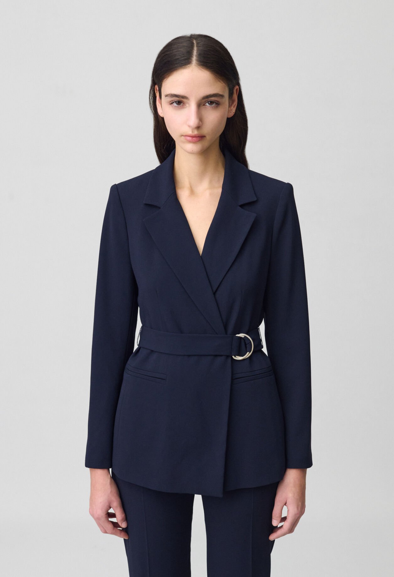 Veste tailleur ceinturée