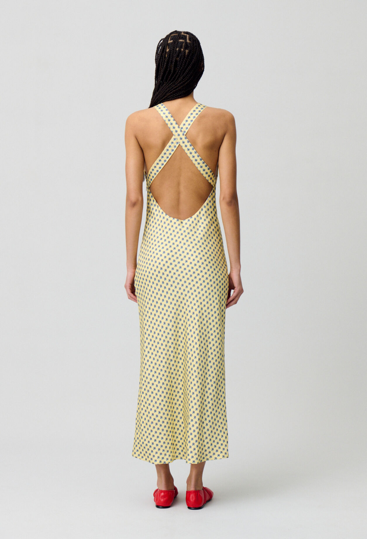 Robe longue satinée