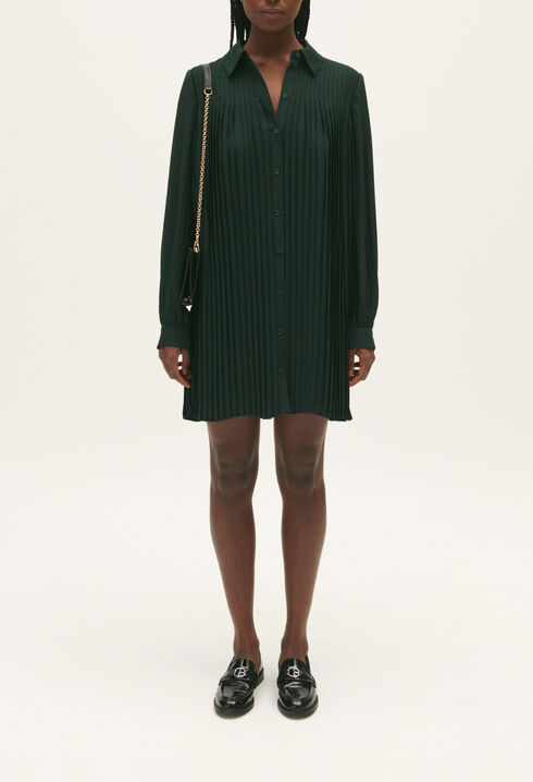 Robe courte plissée