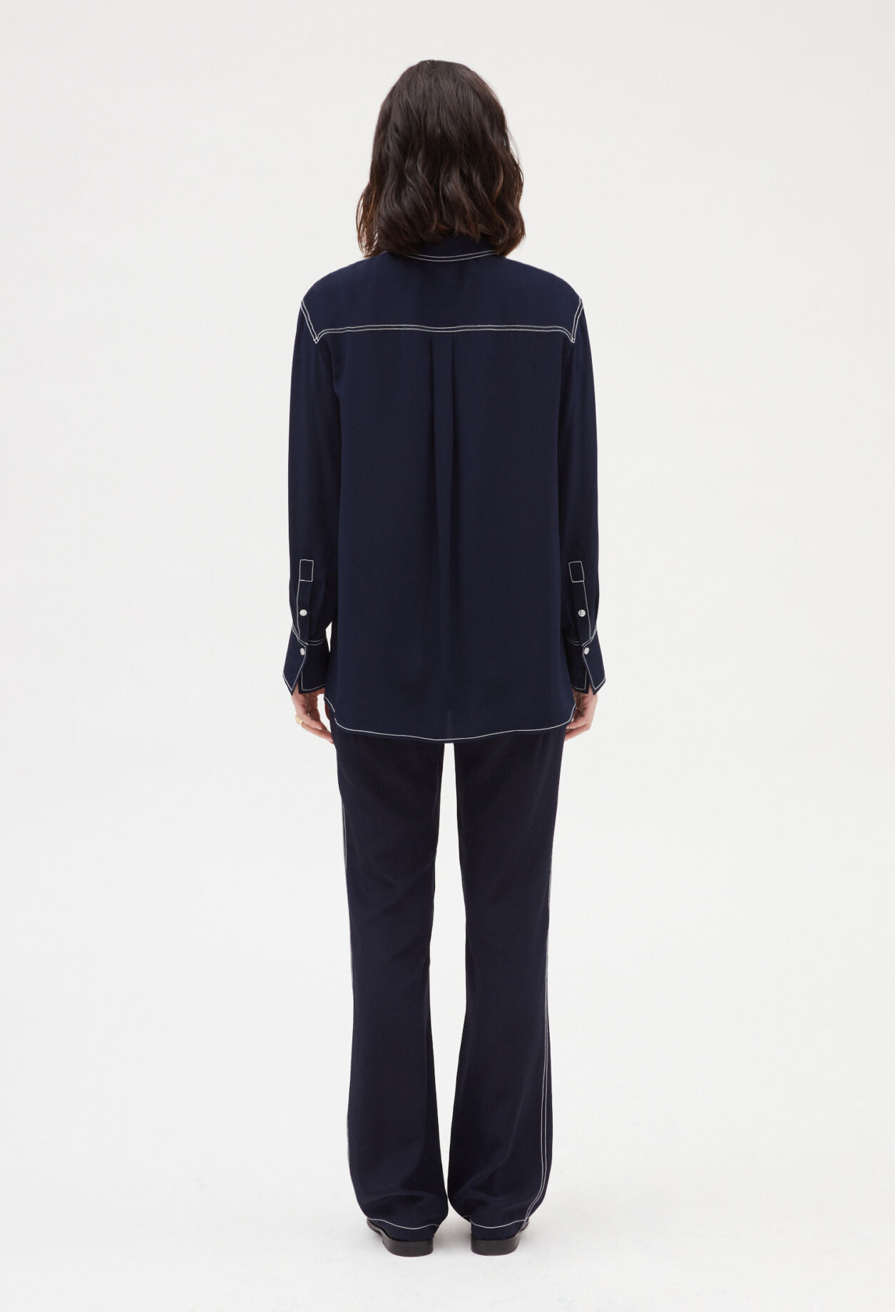 Blue silk long-sleeved shirt