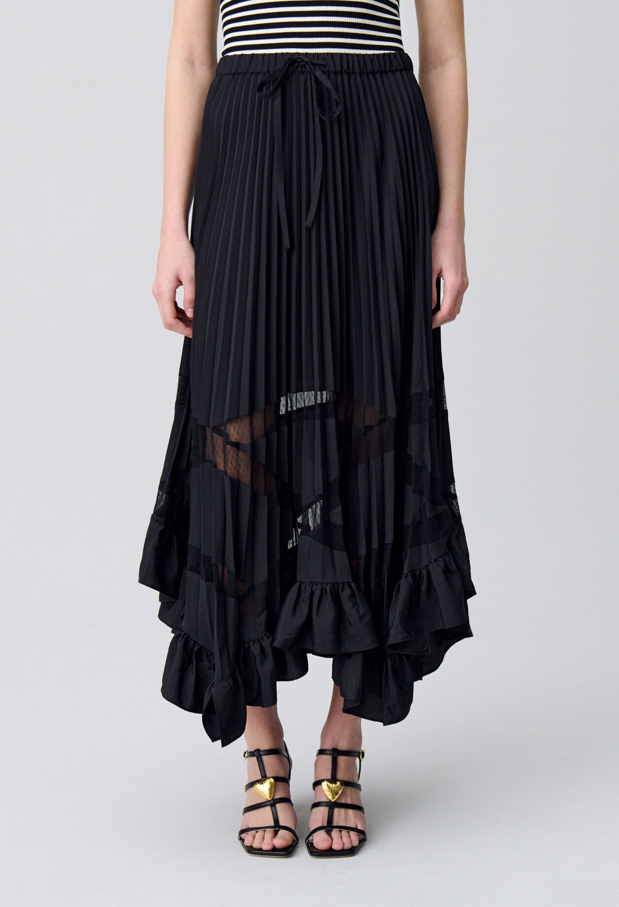 Asymmetrical pleated skirt