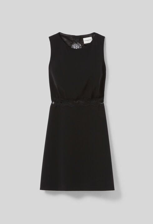 Robe dos nu dentelle