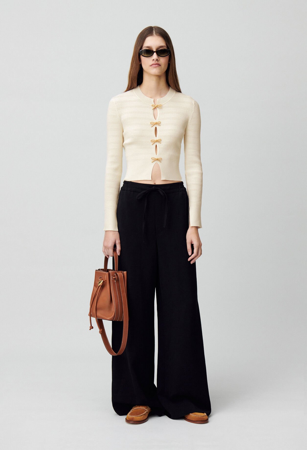 Pull maille fine noeuds