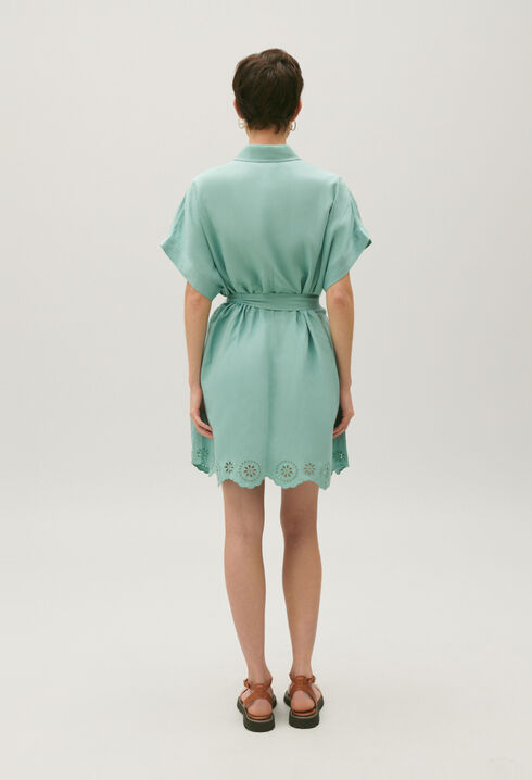 Robe chemise courte broderie anglaise