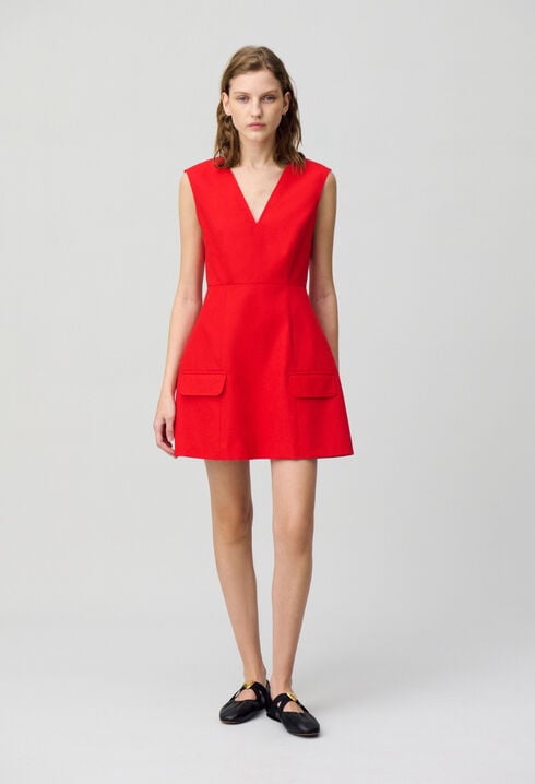 Robe courte cintrée