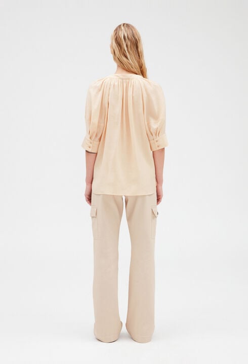 Short-sleeved blouse