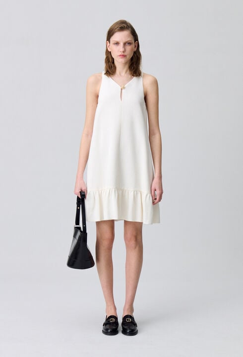 Robe courte sans manches