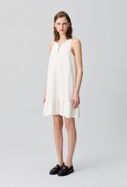 Robe courte sans manches