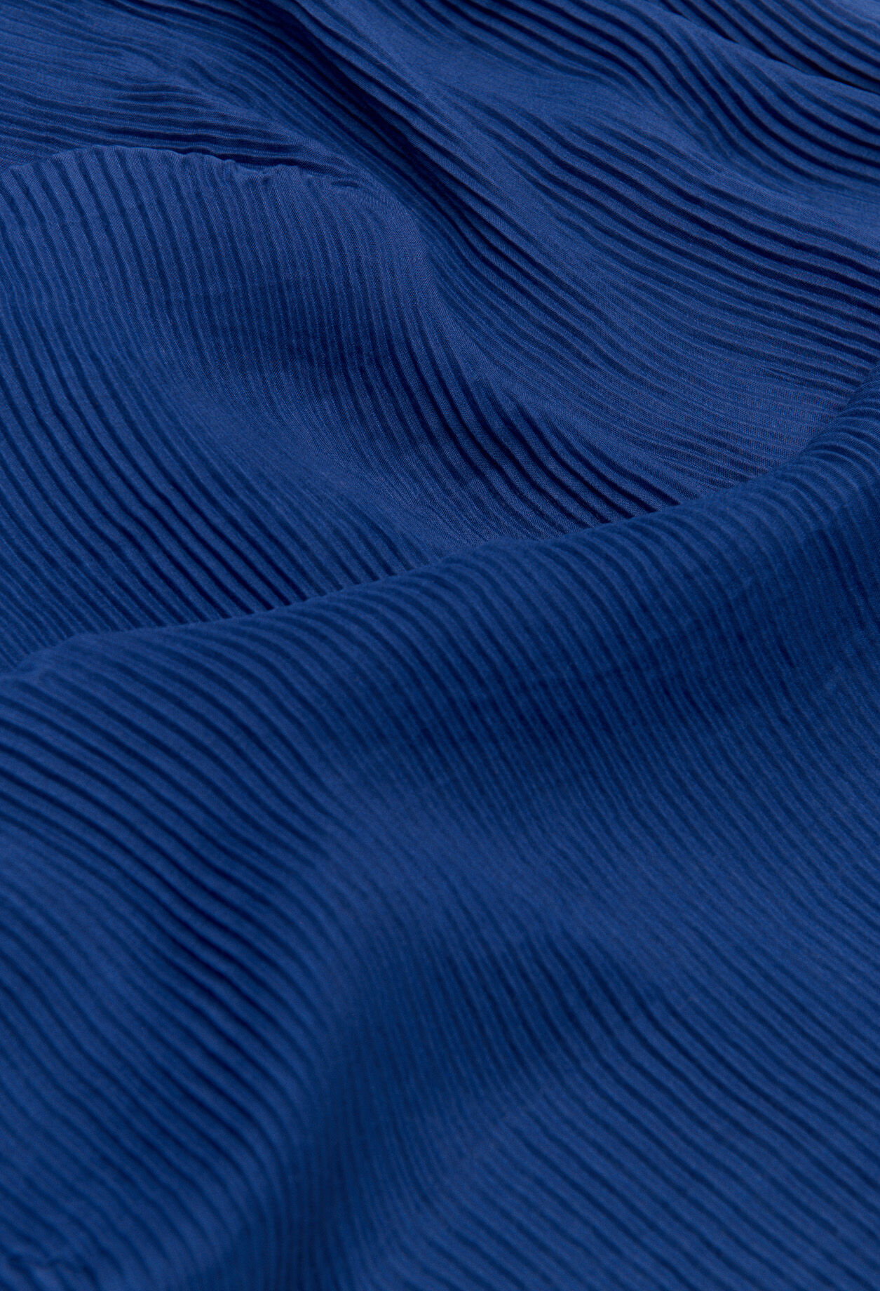 Pleated scarf