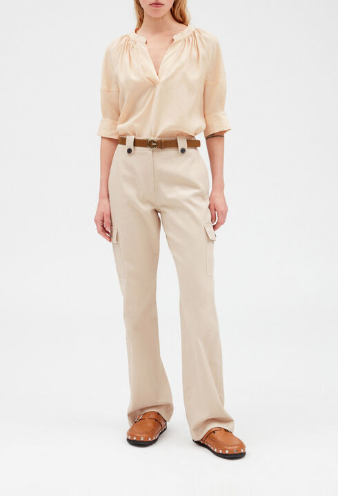 Short-sleeved blouse