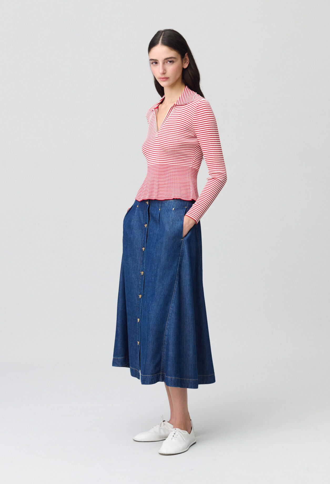 Striped frilled fine knit top