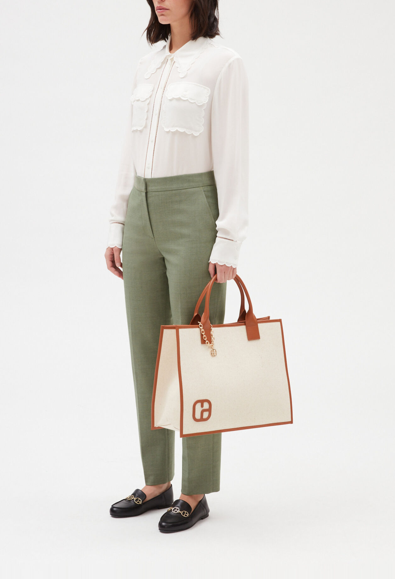 Pantalon tailleur kaki
