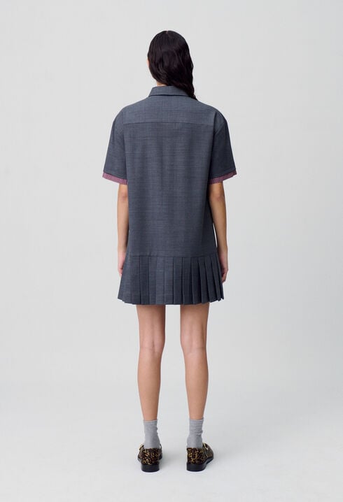 Robe courte plissée