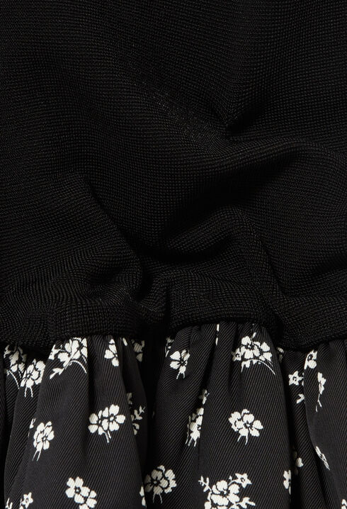 Robe courte boule à fleurs
