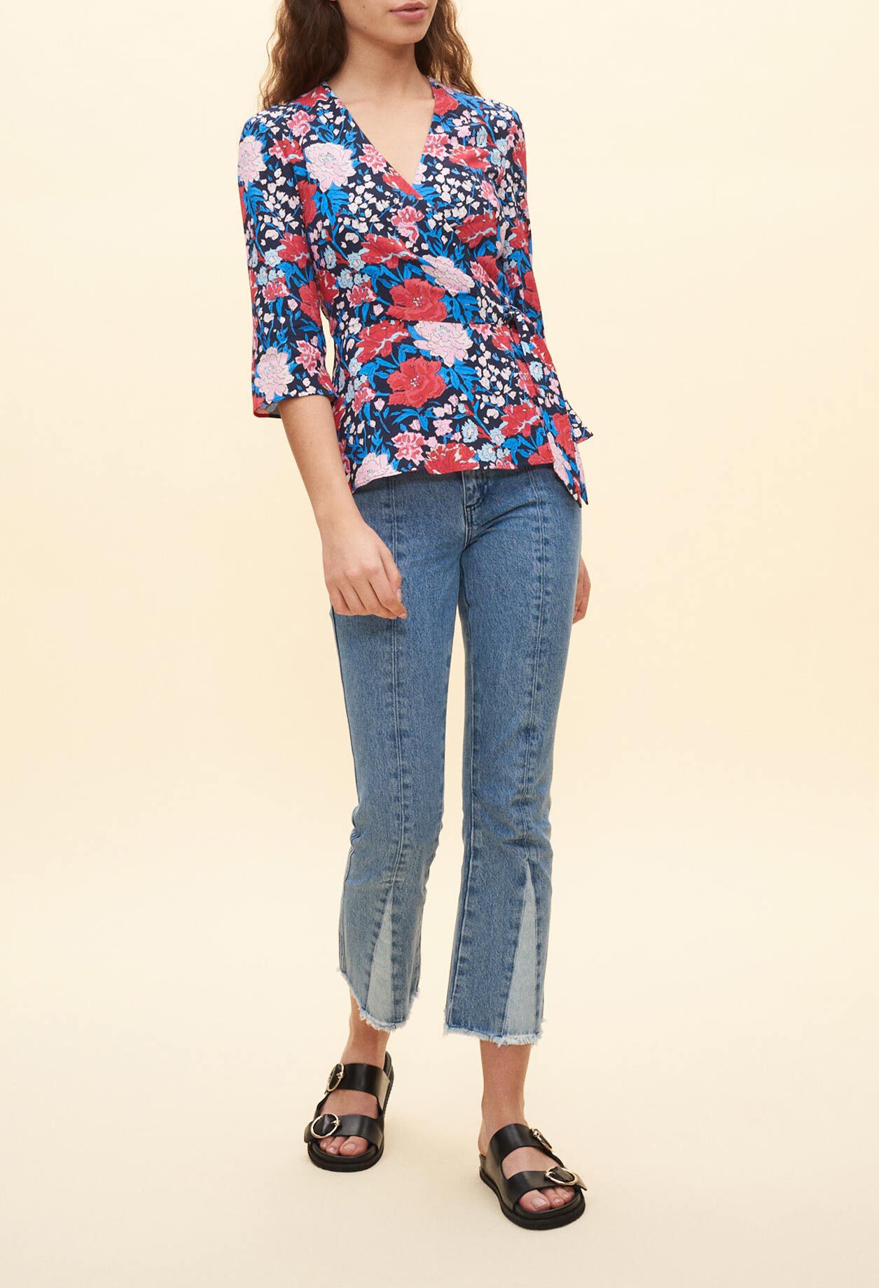 Wrap-front top
