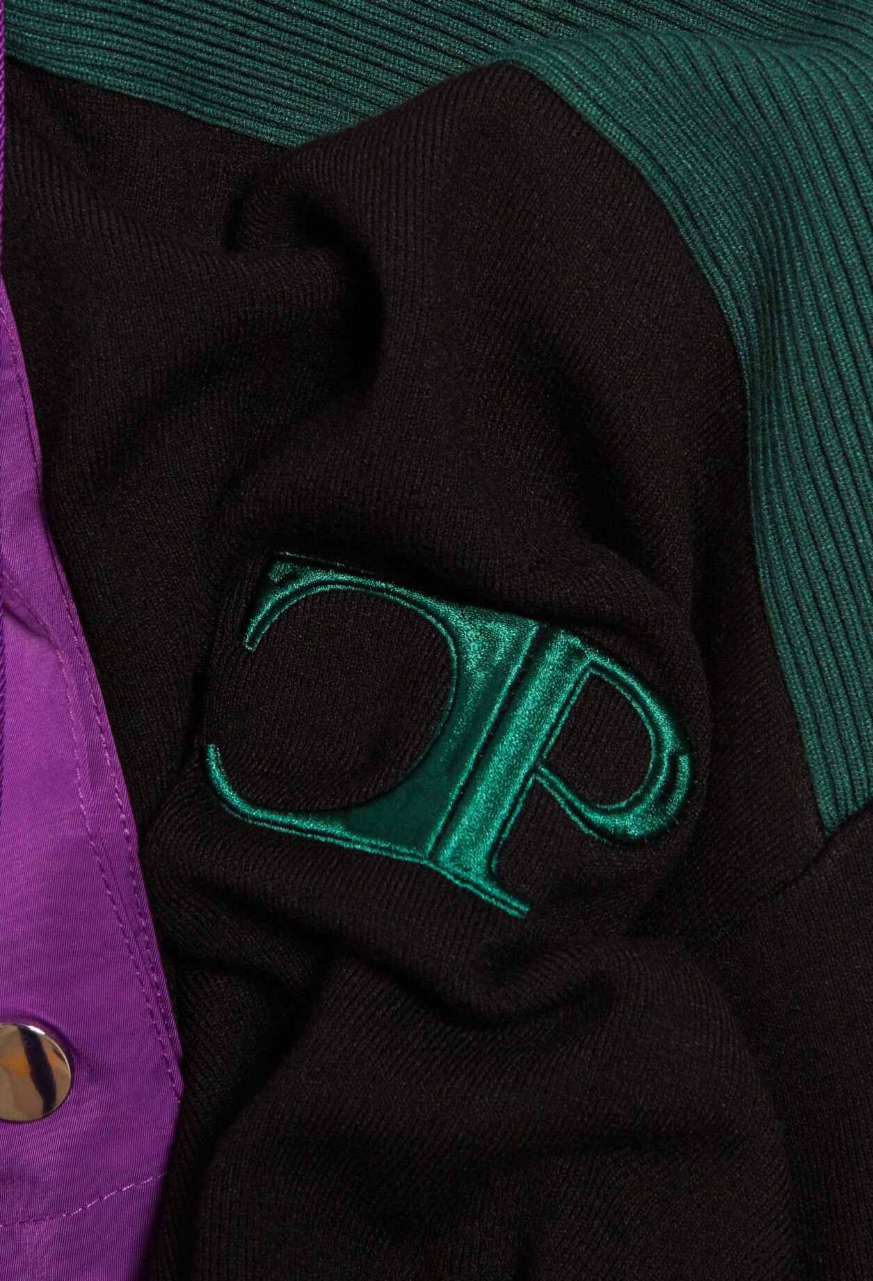 Buttoned high neck sweatshirt