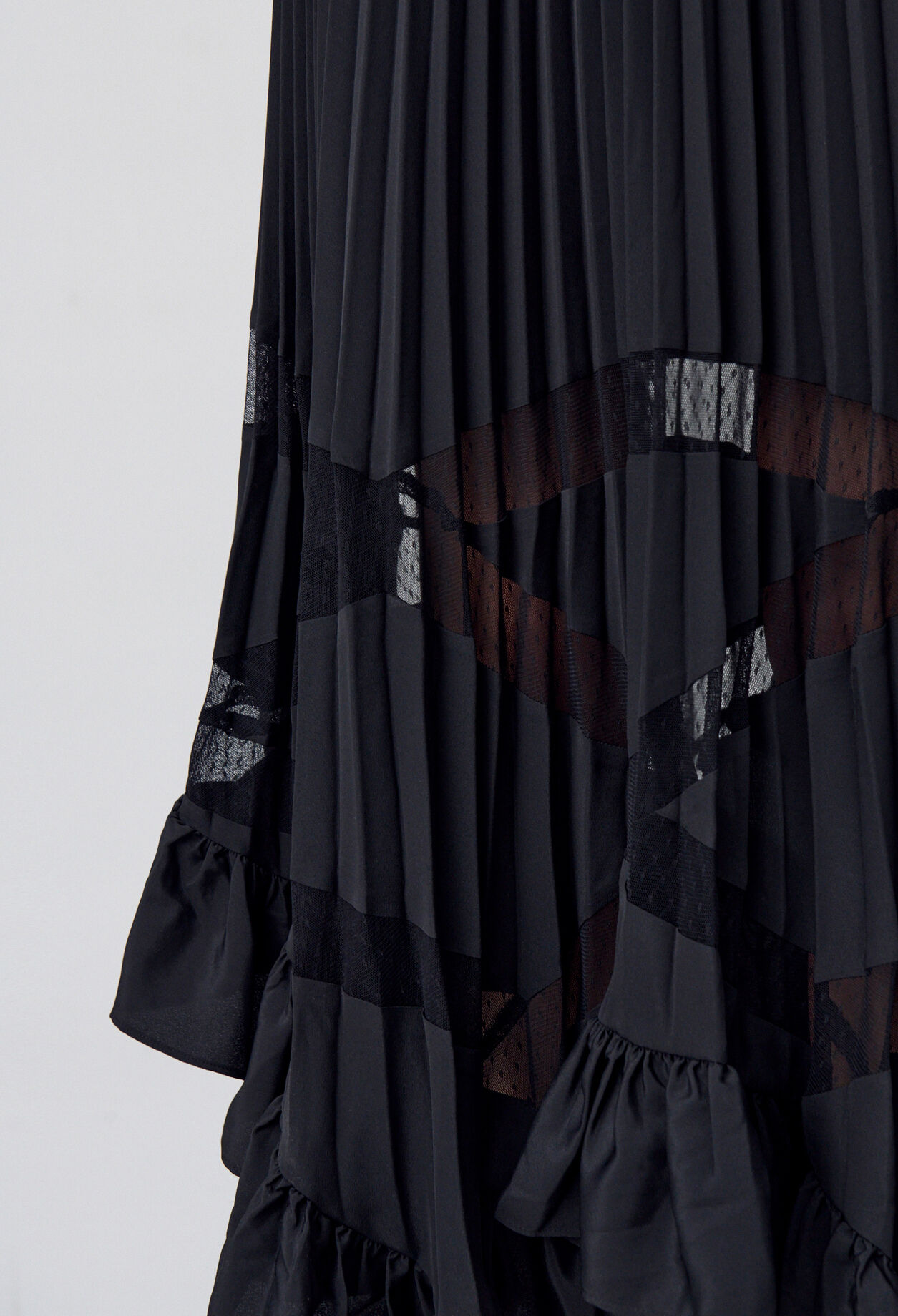 Asymmetrical pleated skirt