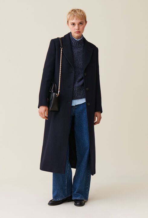 Mid-length straight coat