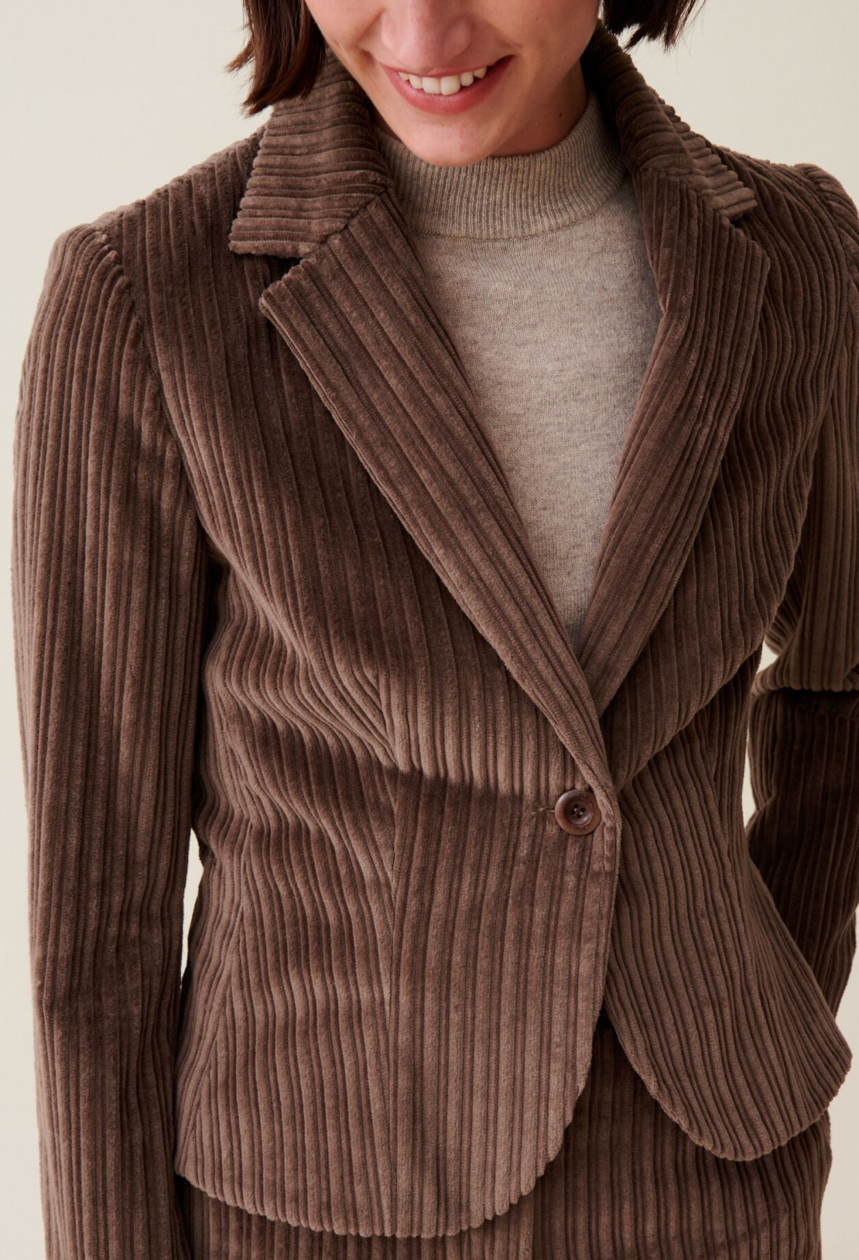 Velvet Fitted Jacket