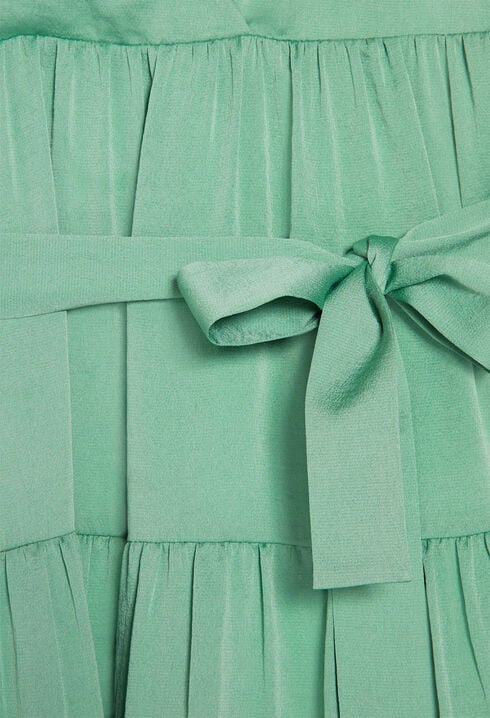 Robe fluide avec ceinture